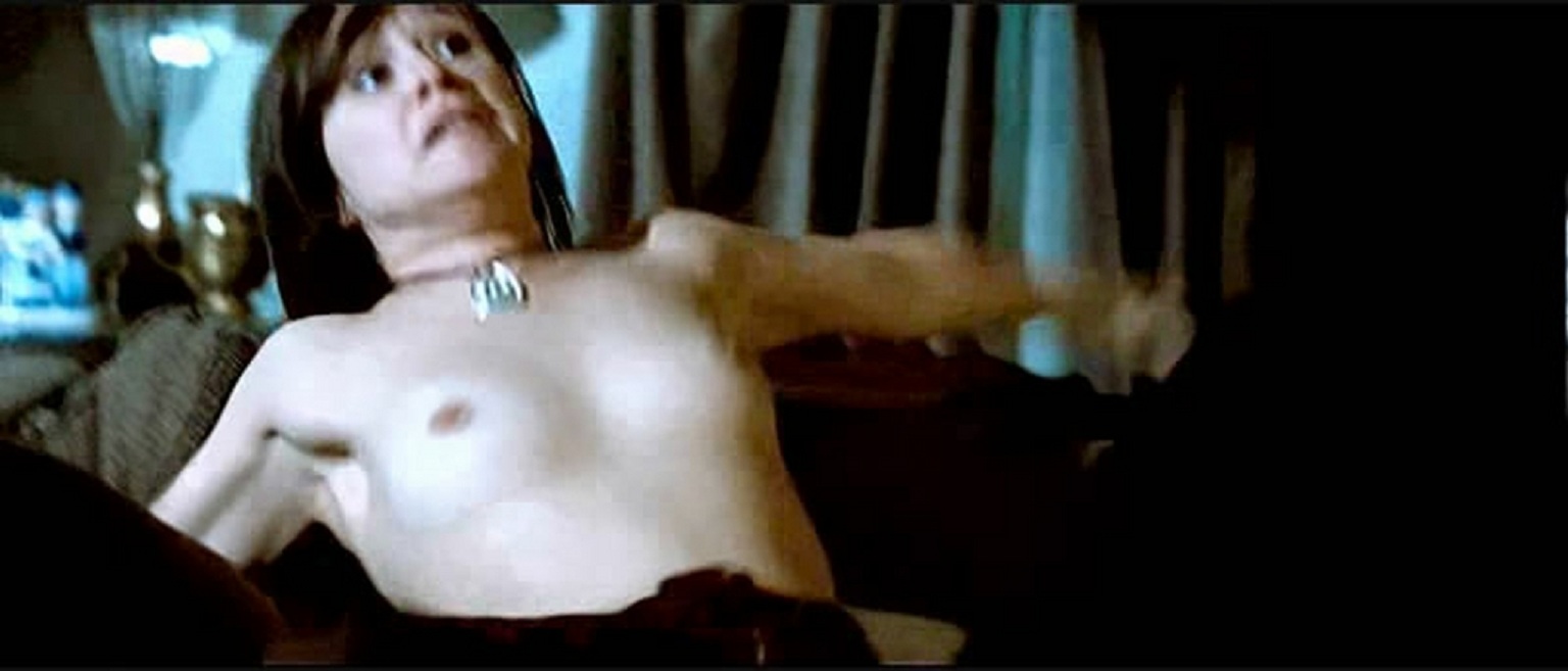 Naked Danielle Harris in Halloween u003c ANCENSORED