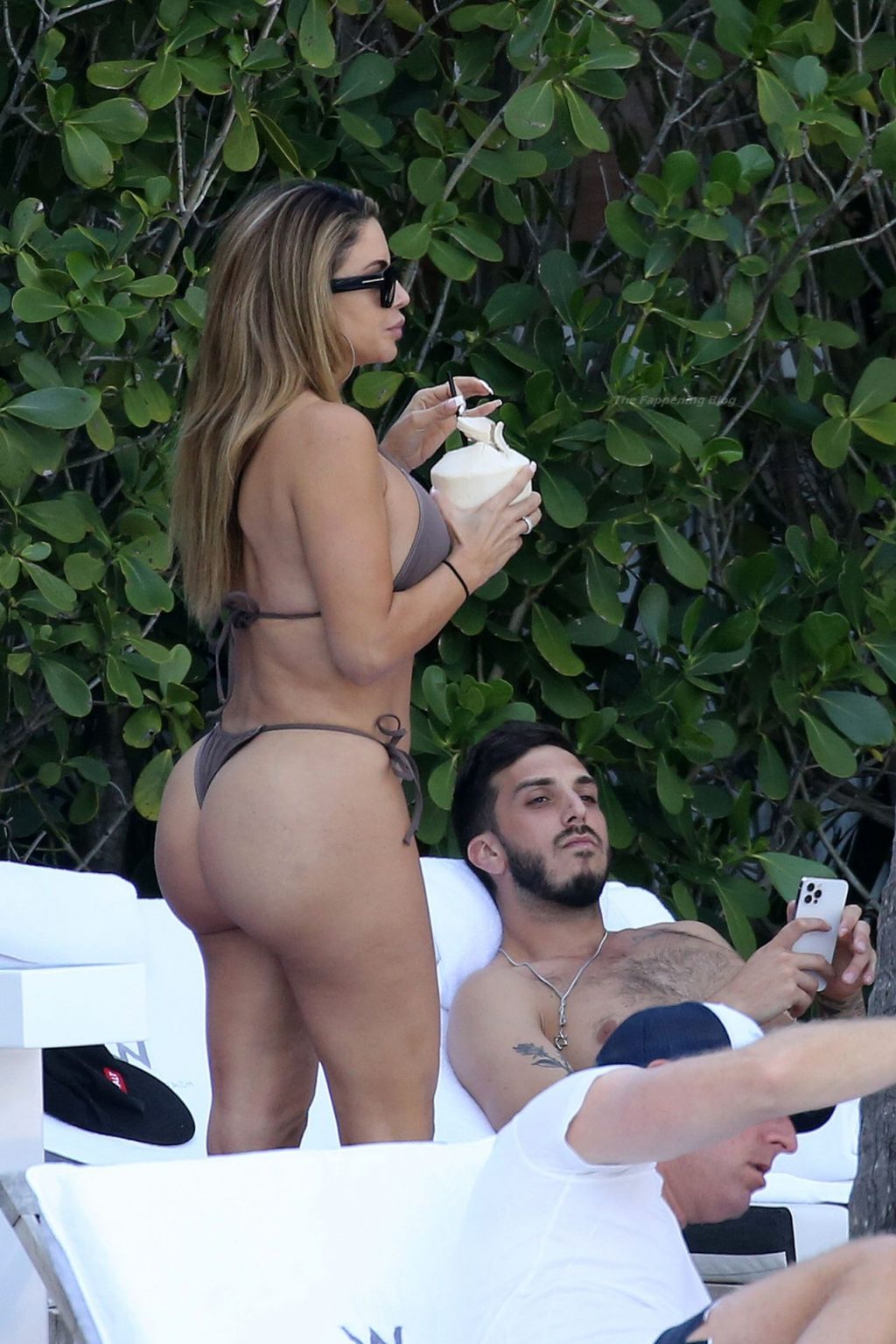 Busty Larsa Pippen Relaxes with a Mystery Man by the Pool in Miami (58  Photos) | Dirty Album