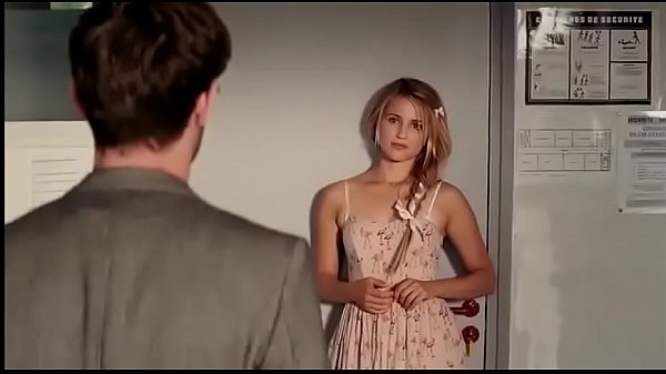 Dianna Agron sex in the Family - XVIDEOS.COM