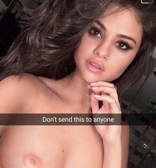 Selena Gomez Leaked Nude Selfies from SnapChat - Celebrity Leaks