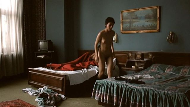 Nude video celebs » Sibel Kekilli nude - Gegen die wand (2004)