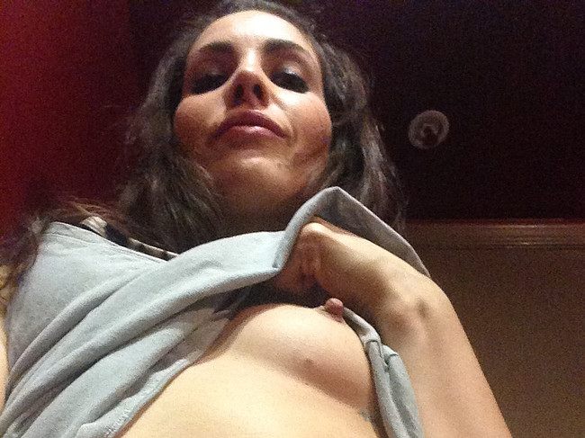 Carly Pope Leaked Nude Tits and Pussy Photos - NuCelebs.com