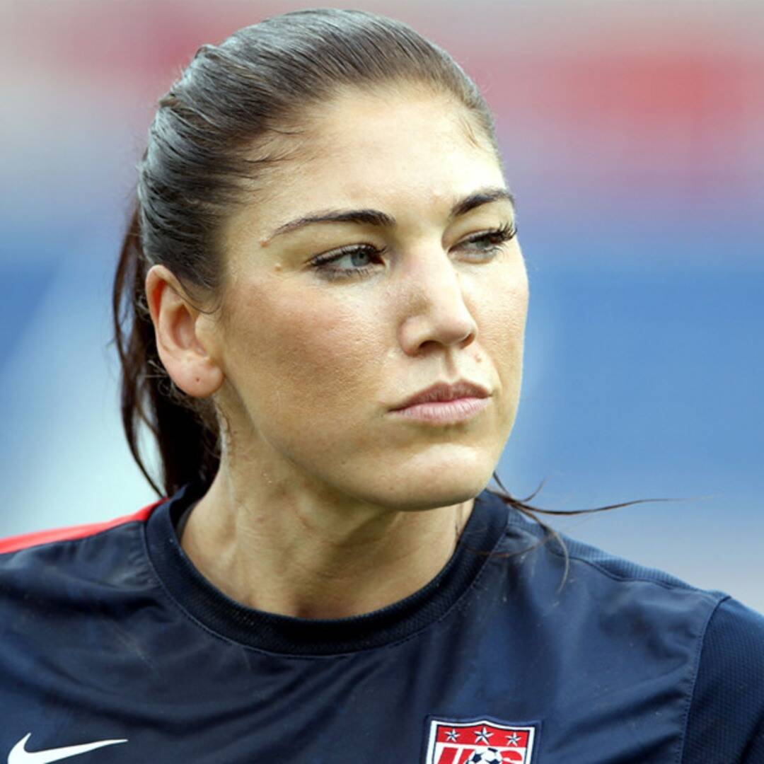 Hope Solo Addresses Leaked Nude Photos, Domestic Violence Charges - E!  Online - CA