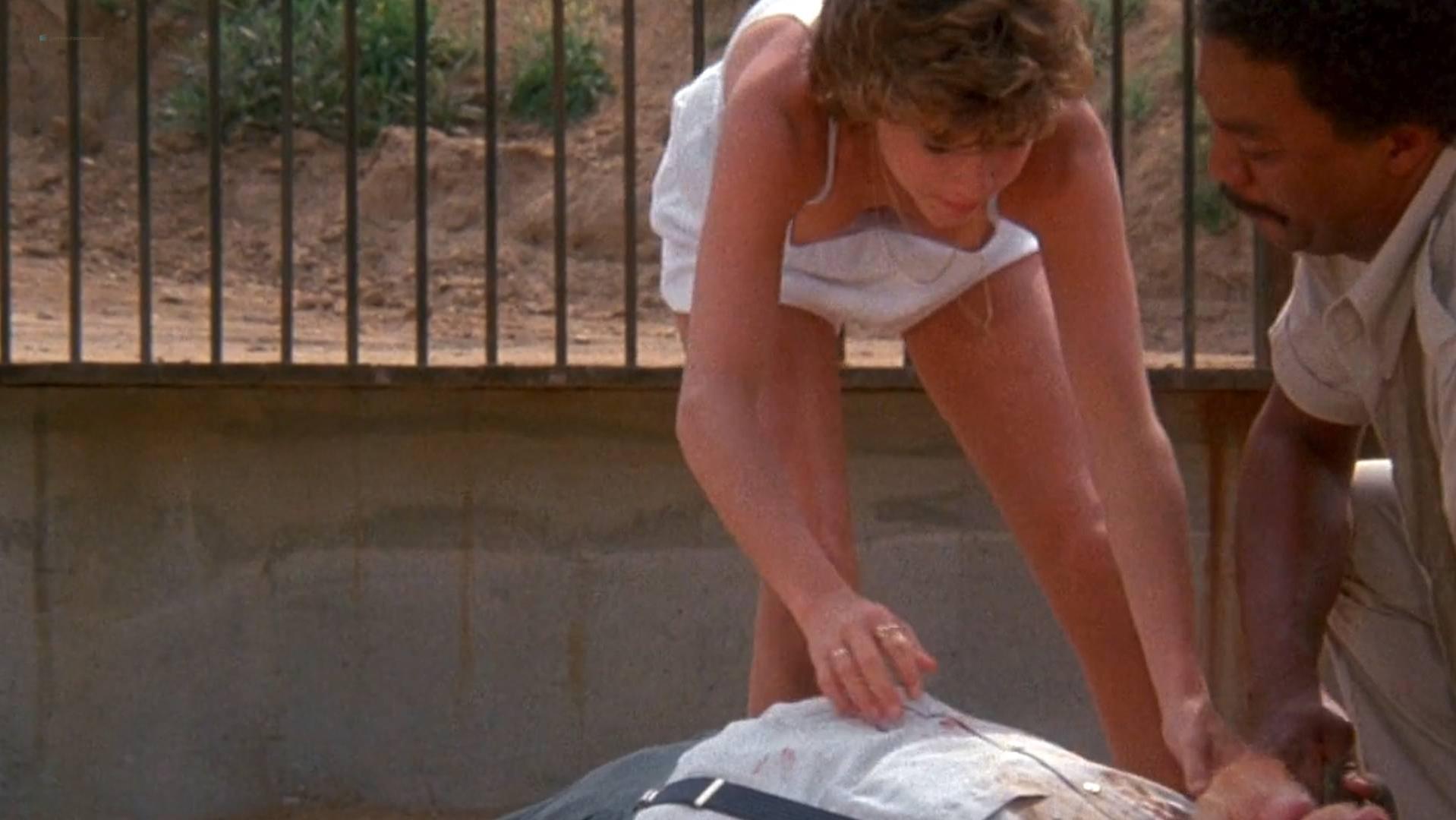 Nude video celebs » Kristy McNichol sexy - White Dog (1982)