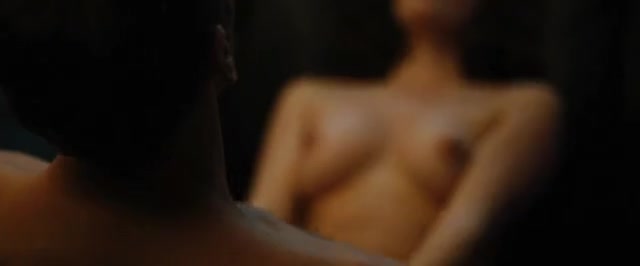 Penelope Mitchell nude, Jessica Pike nude – Zipper (2015)