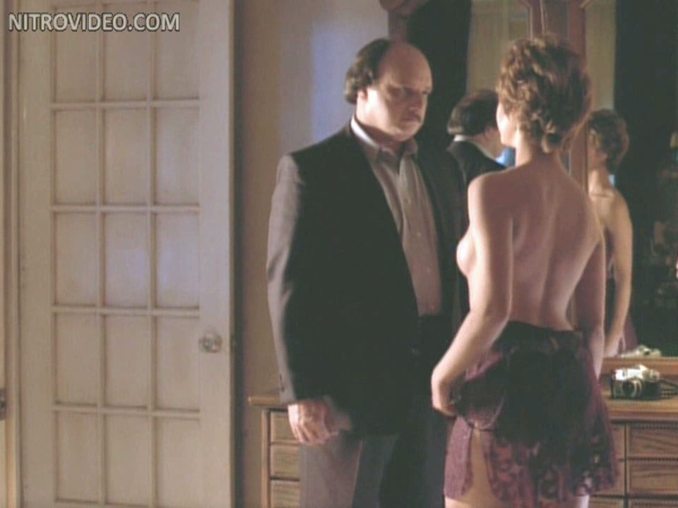 Sharon Lawrence Nude in NYPD Blue: Steroid Roy - Video Clip #01 at  NitroVideo.com