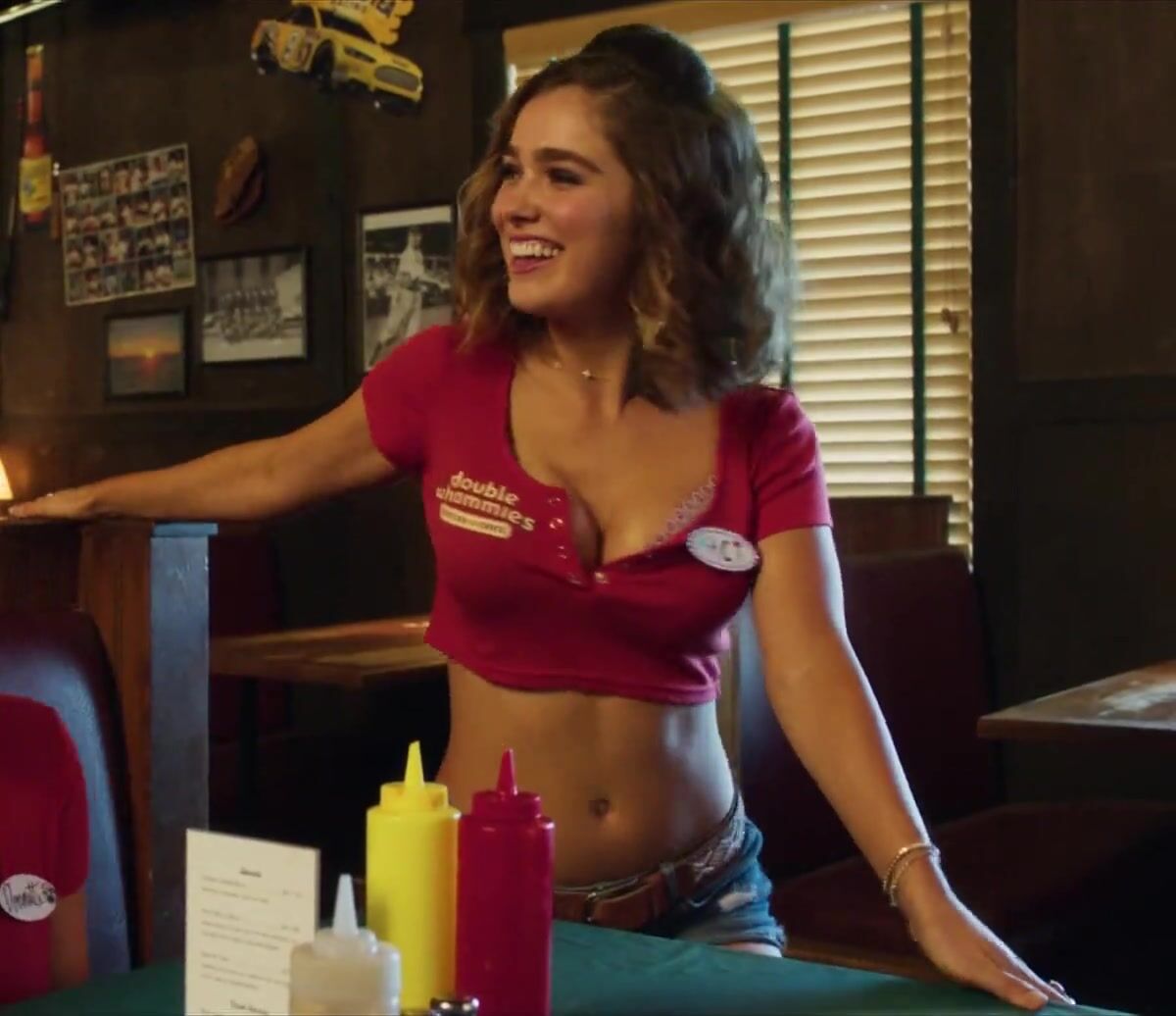 Actresses with Nude Breasts: Haley Lu Richardson - Support The Girls - Porn  GIF Video | nebyda.com