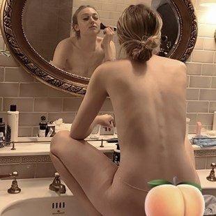 Dakota Fanning Nude Photos u0026 Naked Sex Videos