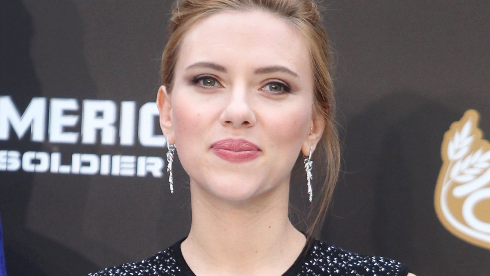 How Scarlett Johansson Really Felt About Filming Nude Scenes - ABC News